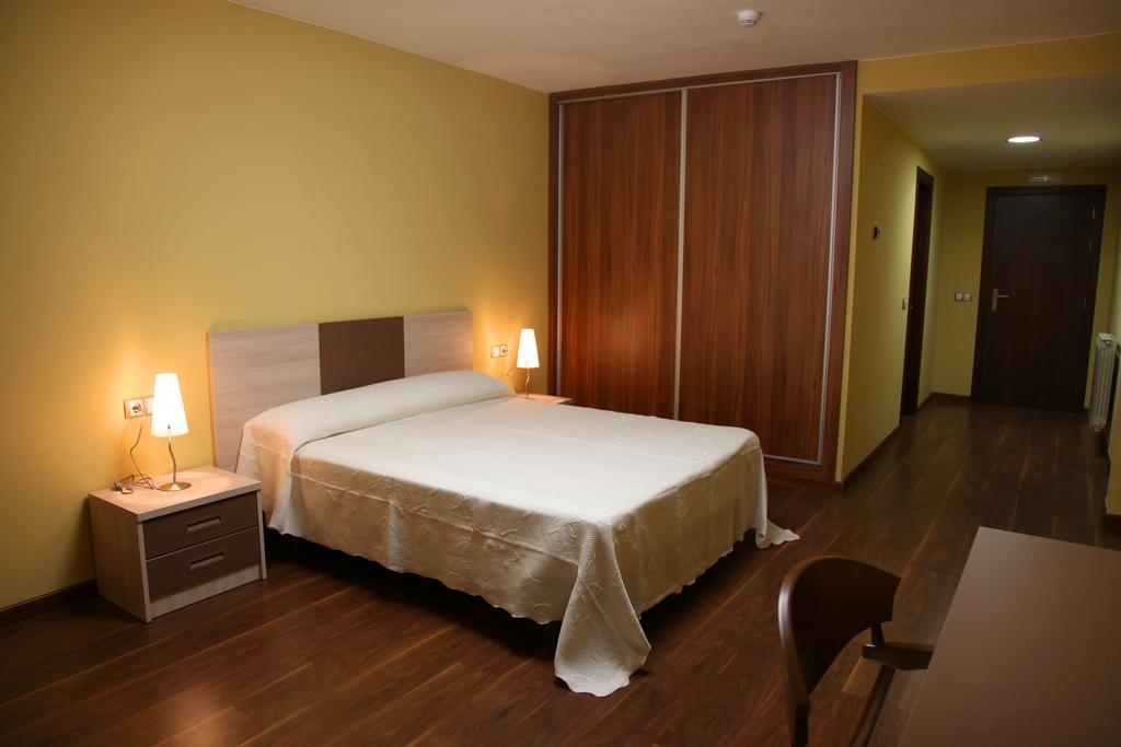 Hotel Santuario De Sancho Abarca Tauste Camera foto